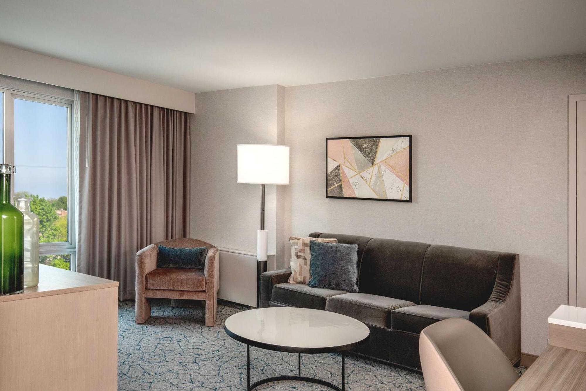 Doubletree By Hilton Hotel And Conference Center Chicago North Shore Skokie Kültér fotó
