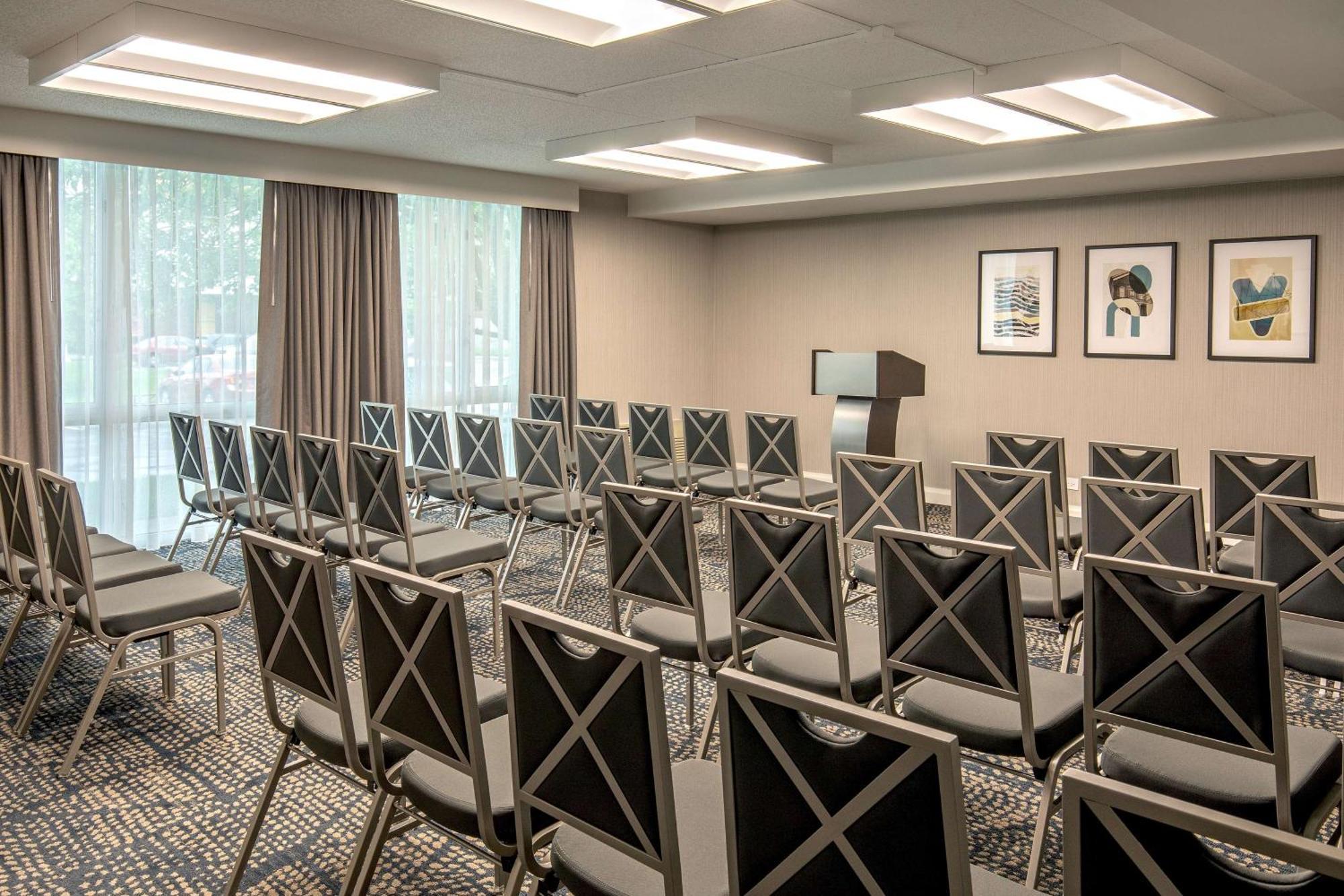 Doubletree By Hilton Hotel And Conference Center Chicago North Shore Skokie Kültér fotó